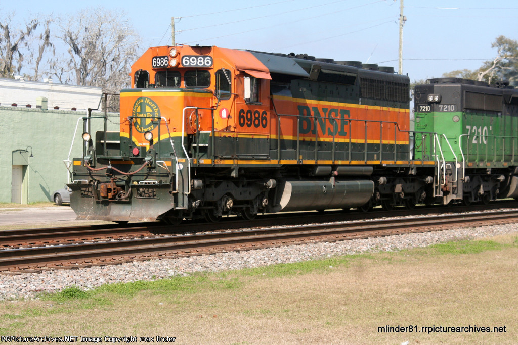 BNSF 6986